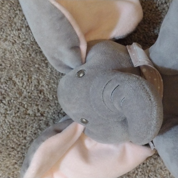 Peek a Boo elephant - Picture 4 of 6